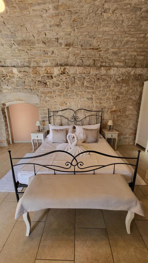 Stone House Apartments Didini Dvori לומבארדה מראה חיצוני תמונה