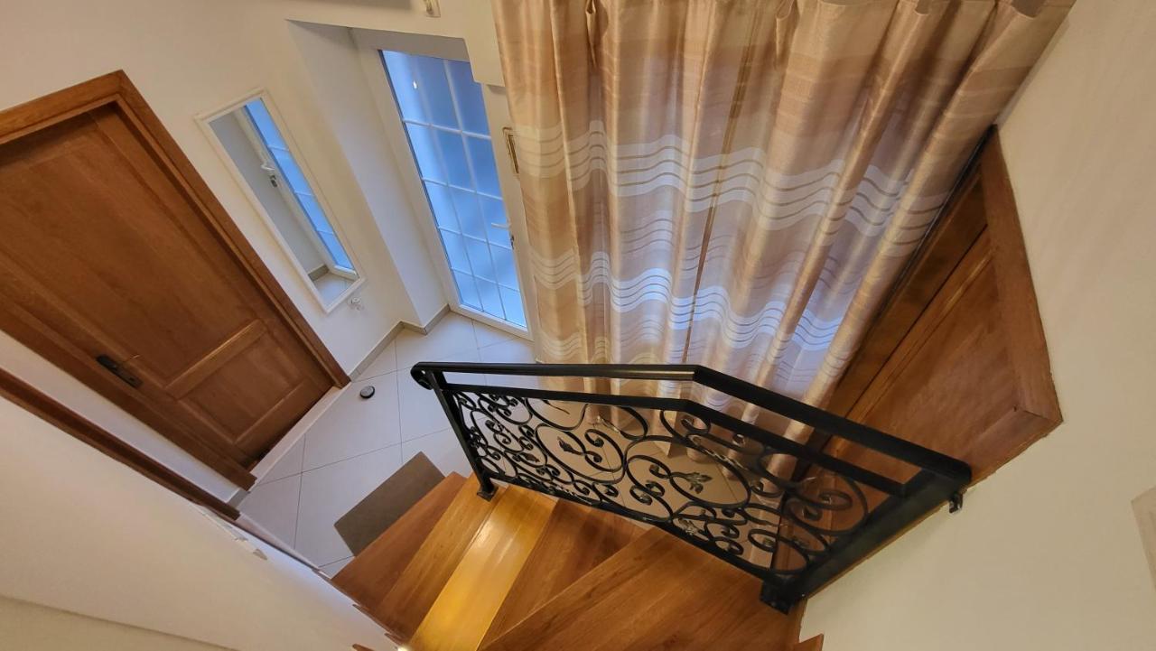 Stone House Apartments Didini Dvori לומבארדה מראה חיצוני תמונה
